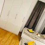 Leon 3 Wunderschoenes Neues דירה לינץ