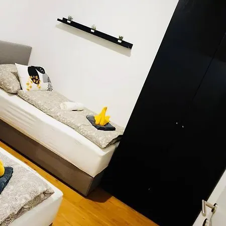 Leon 3 Wunderschoenes Neues Апартаменты Линц